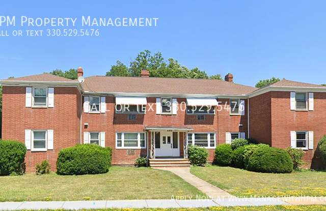 885 S Green Rd photos photos
