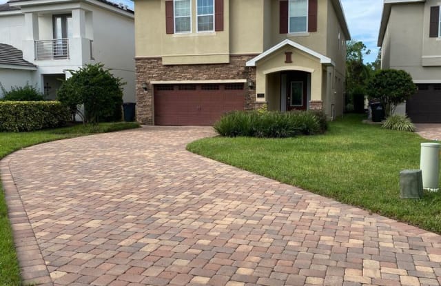561 LASSO DRIVE - 561 Lasso Drive, Four Corners, FL 34747