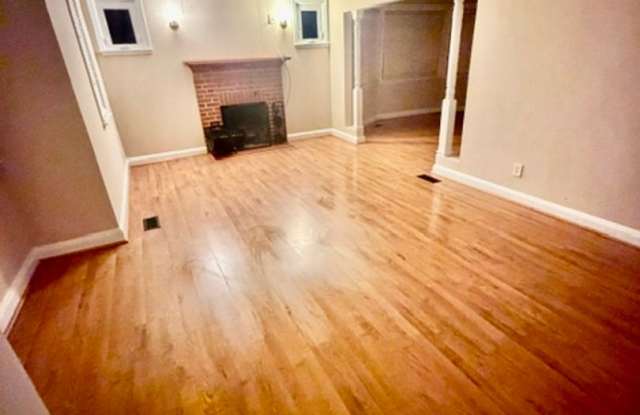 Price Drop! 4 Bedroom Rental Rental in Nottingham! Gallery 4