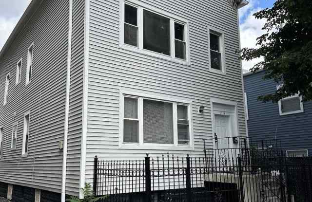 1714 N Kedzie Avenue photos photos