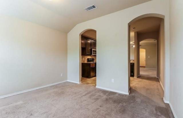 6212 Hereford Drive Gallery 4