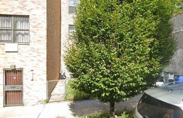 621 East 161 St photos photos