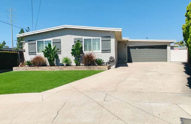 STUNNING 5BD/3BA RESIDENCE IN SERRA MESA! $5,995/mo photos photos