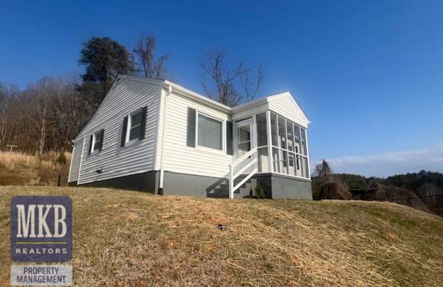 2 Bedroom Home in Clearbrook Area photos photos