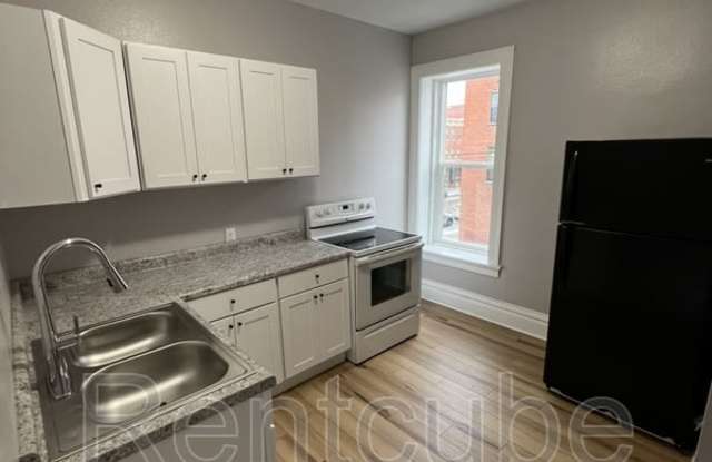243 W 11th St photos photos