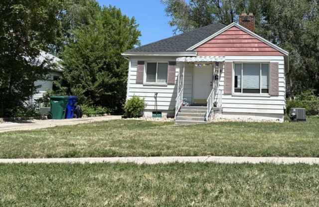 1310 E 23rd St photos photos