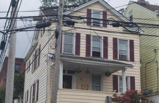 41 Brown Ave photos photos
