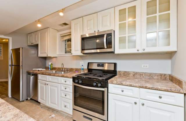 1427 W Winona photos photos