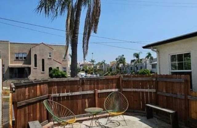 2615 W Edgehill photos photos