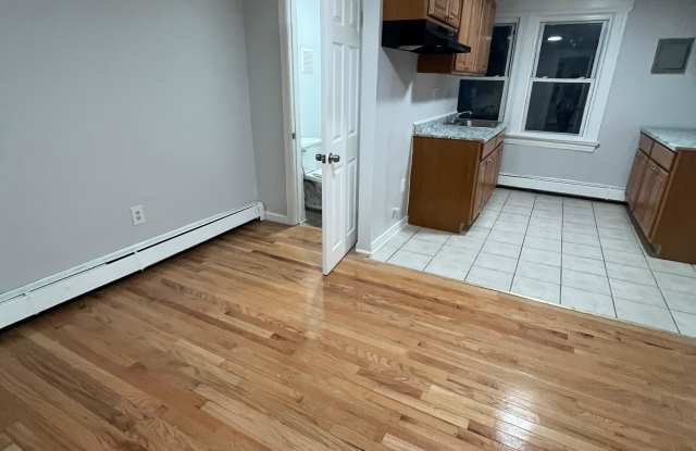 75 N 15th St - 75 North 15th Street, East Orange, NJ 07017