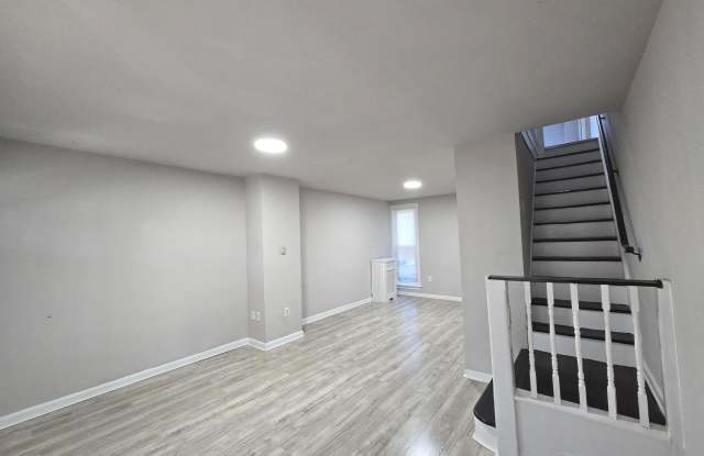 5140 N FAIRHILL Street photos photos