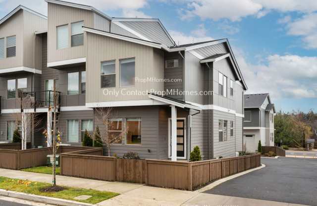 Light  Bright Modern Townhome In Happy Valley! photos photos