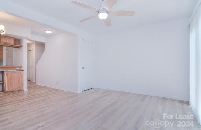 660 Lex Drive Gallery 2