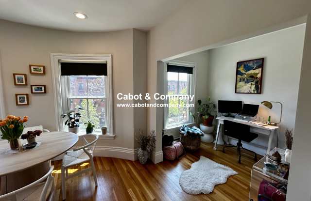 671 Tremont St Gallery 4
