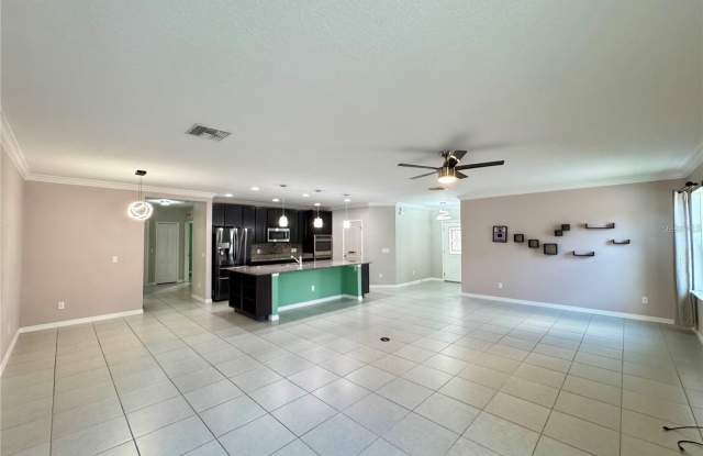 3705 APOPKA RIDGE Circle Gallery 2