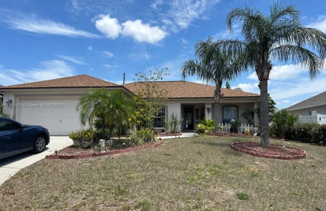 669 Sierra Circle - 669 Sierra Circle, Haines City, FL 33837