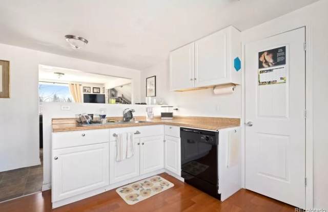 1128 10th Street photos photos