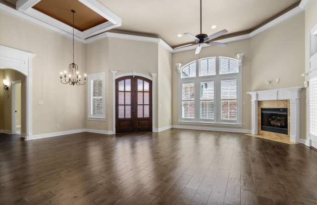 Stunning Custom Home with Exquisite Upgrades Gallery 4