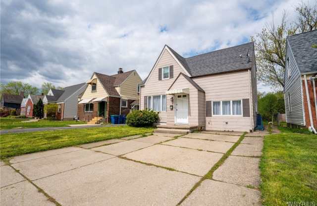 368 Grover Cleveland Highway Gallery 3
