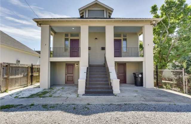 1321-1323Monro photos photos