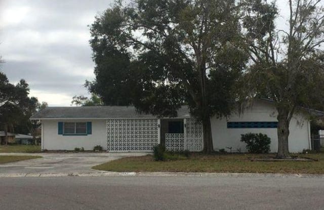 1447 Jasmine WAY - 1447 Jasmine Way, Clearwater, FL 33756