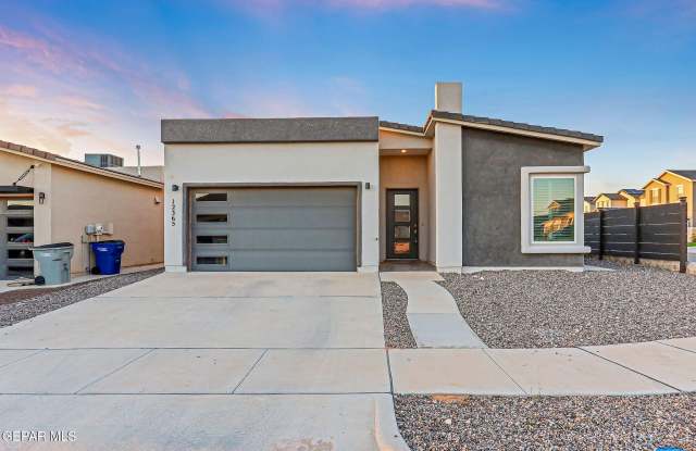 12365 Desert Pine Avenue photos photos
