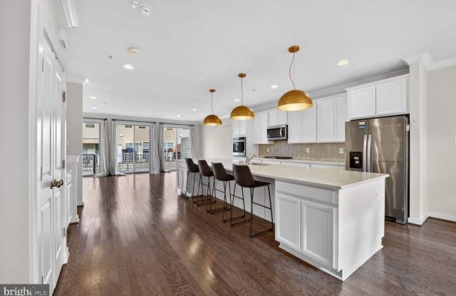 5303 GREENWICH Circle photos photos