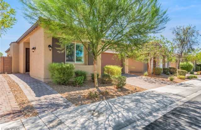 4748 N Calming Garden Street Gallery 2