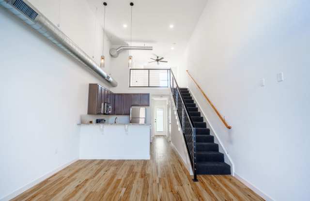 Stunning Loft for Rent – Limited-Time Special! photos photos