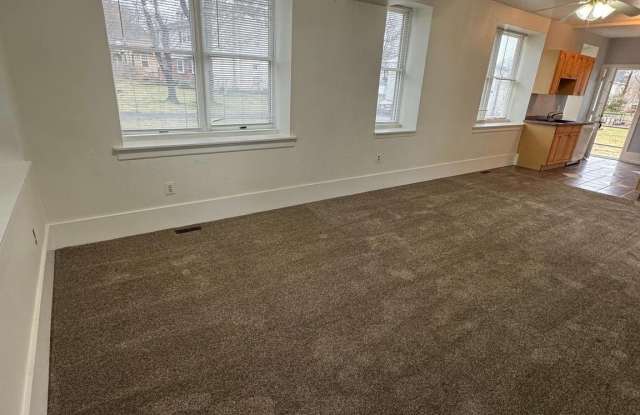 349 FORREST Avenue photos photos