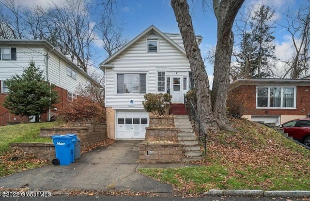36 Daytona Avenue - 36 Daytona Avenue, Albany, NY 12203