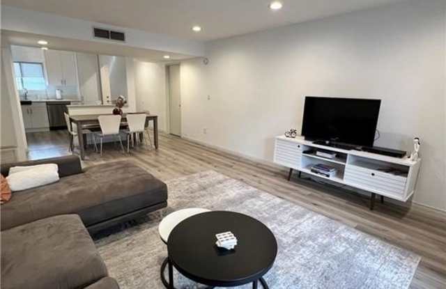 10331 Lindley Avenue photos photos