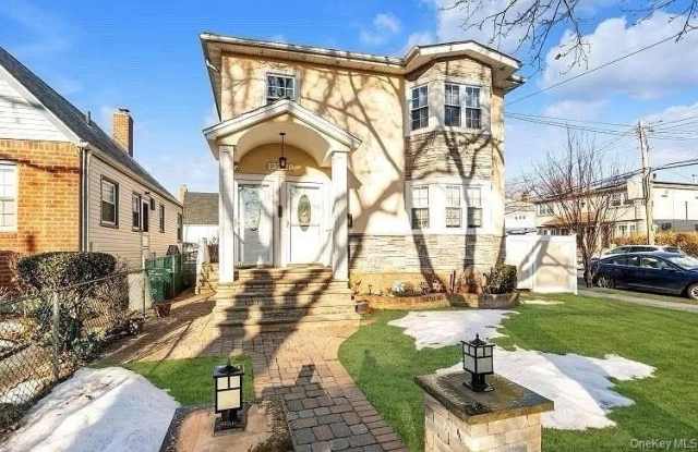 137-28 220 Street photos photos 137-28 220 Street photos photos