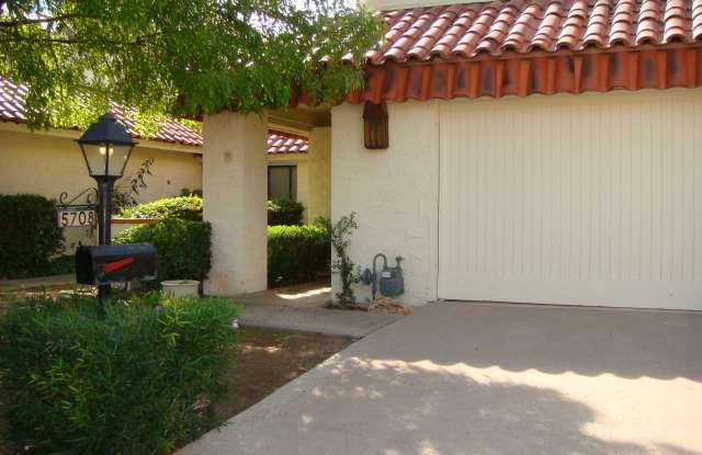5708 N SCOTTSDALE Road Gallery 3
