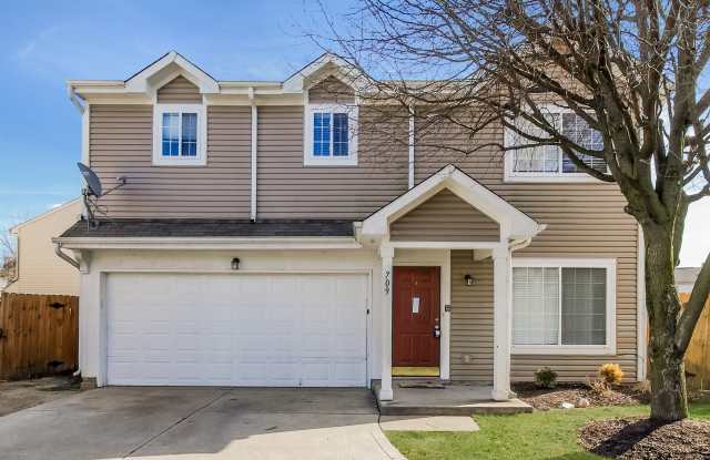 709 Cembra Drive - 709 Cembra Drive, Greenwood, IN 46143