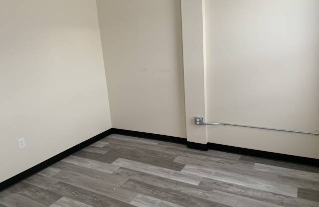 533 E Orange St photos photos