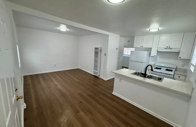 751 E. 76th Pl. Gallery 2