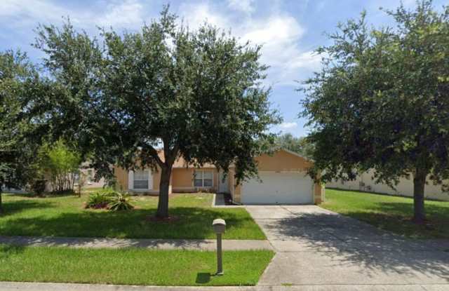 3/2~ Siena Ridge ~ Open kitchen with a large eating space! Gallery 3