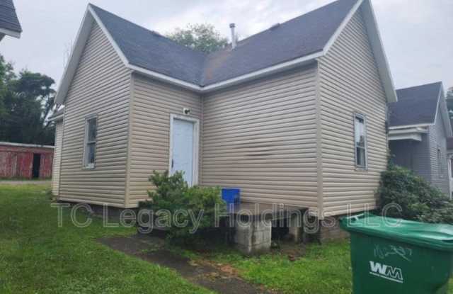 102 Denham St - 102 photos photos