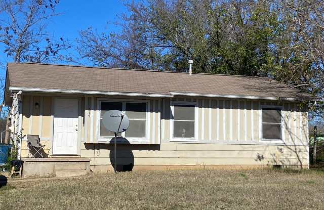 2 Bedroom 1 Bath w/ Office - 519 East 59th Street North, Tulsa, OK 74126