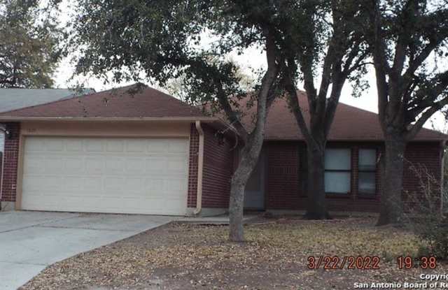 7829 SANDPIPER PARK DR Gallery 2