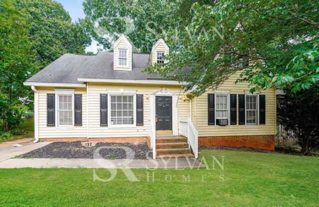 137 Chadford Road photos photos