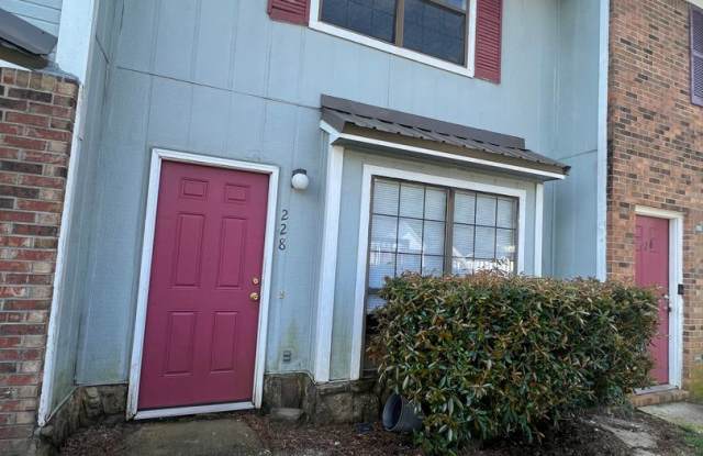Daleville! Close to the FT. Rucker Gate!!! LVP DOWNSTAIRS photos photos