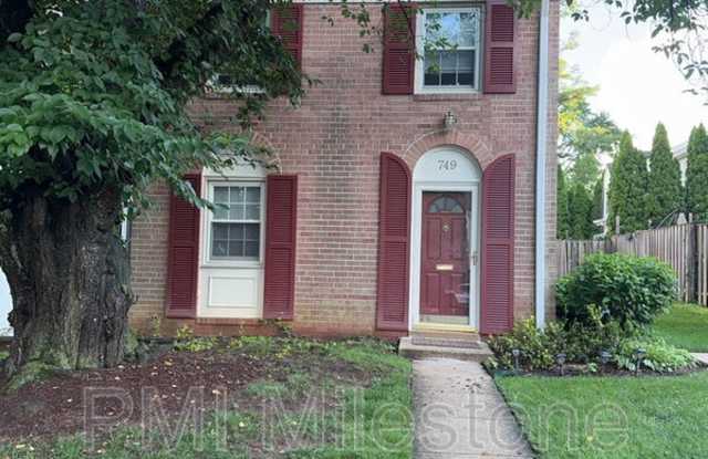 749 Azalea Drive photos photos