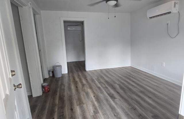 553 Barrett Place - B Gallery 1
