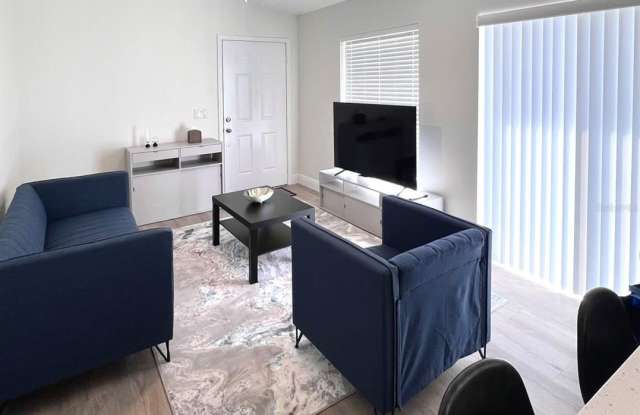 2414 CENTER AVENUE photos photos