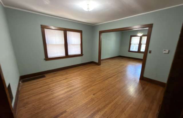 1013 East Gorham Street photos photos