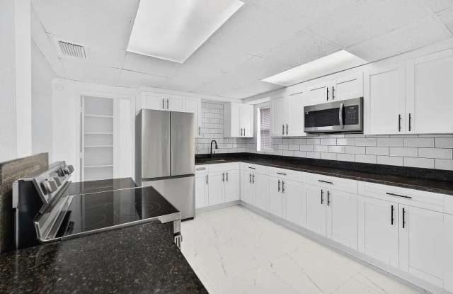 5517 GULFPORT Boulevard S Gallery 4