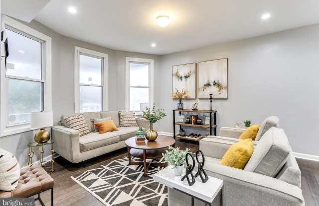 519 ROSSITER AVENUE Gallery 2