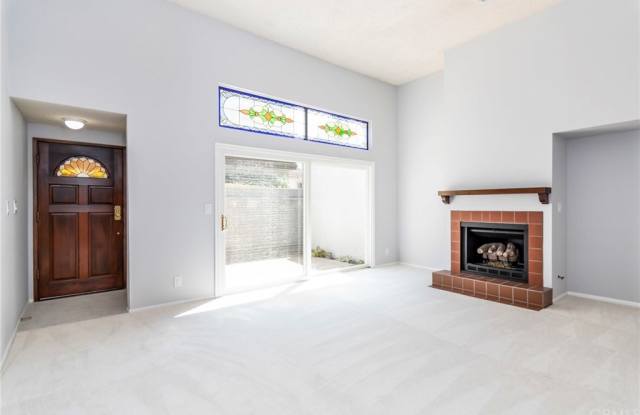 116 S Broadway Gallery 3